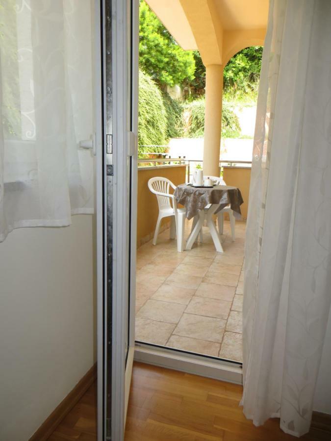 Apartman Mario Cres Exterior foto