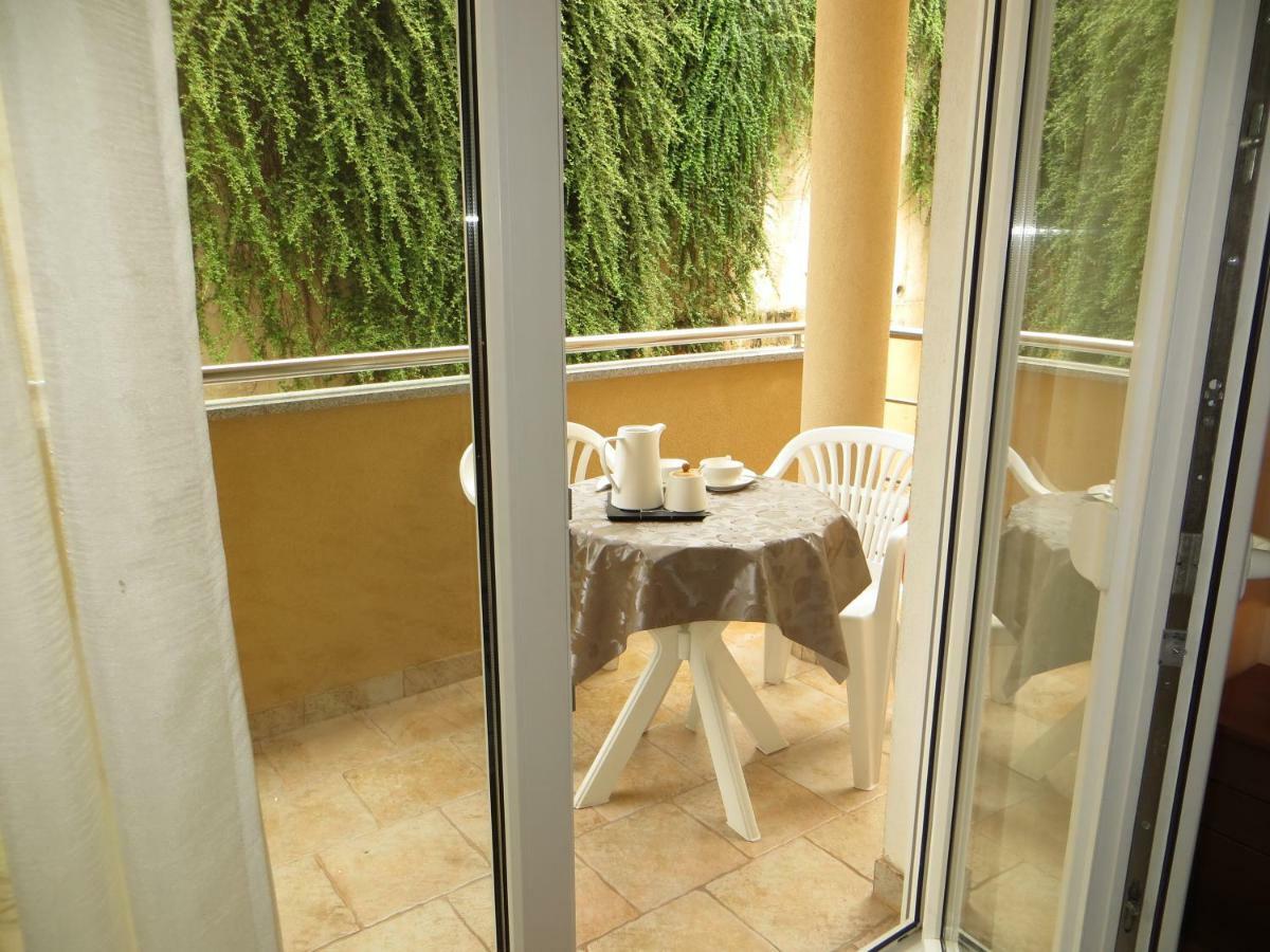 Apartman Mario Cres Exterior foto