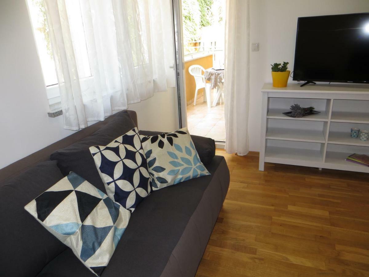 Apartman Mario Cres Exterior foto