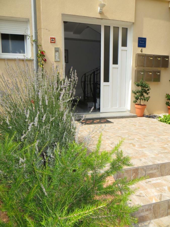 Apartman Mario Cres Exterior foto